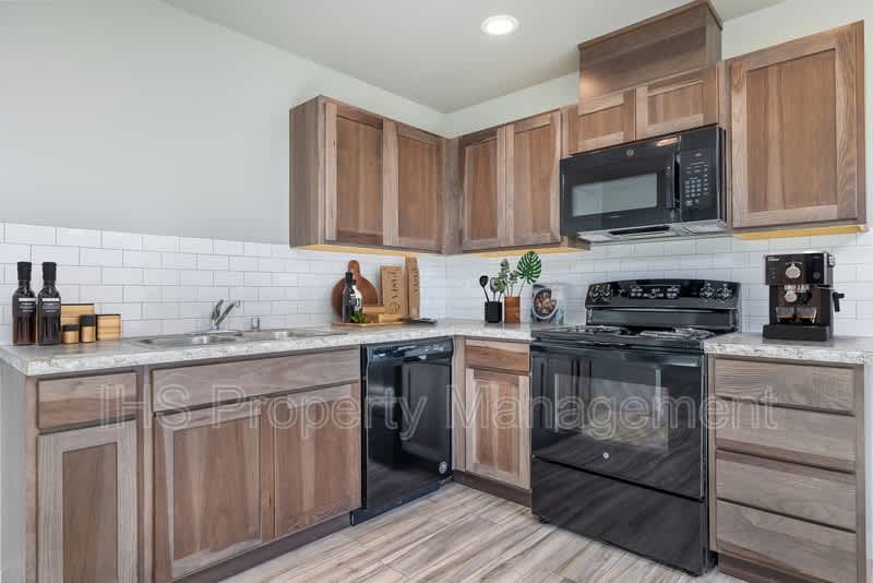 311 Dawson Ln – photo 3