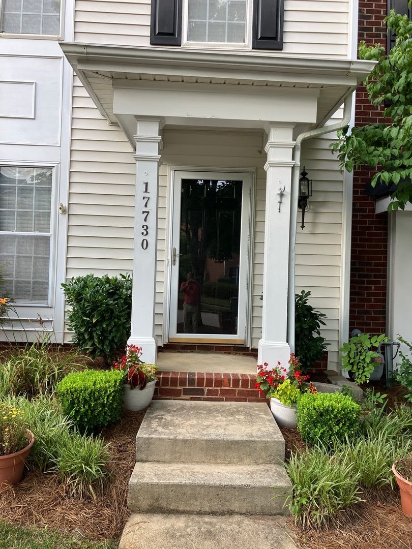 Beautiful 2/2.5 townhome in Cornelius – photo 2