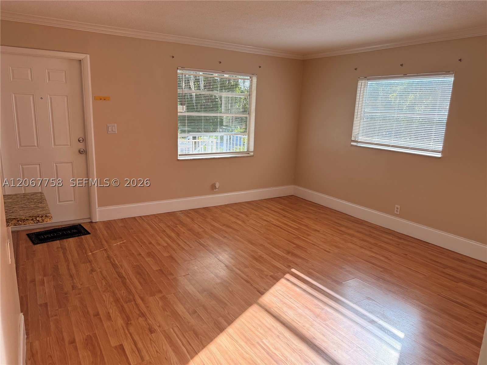 1125 NE 16th Pl – photo 4