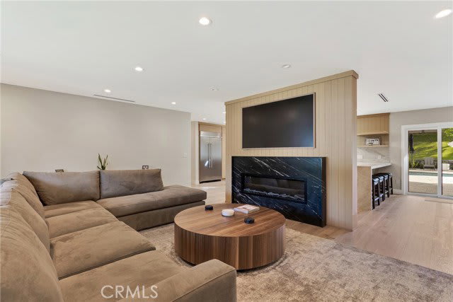 19160 Olympia Street – photo 5