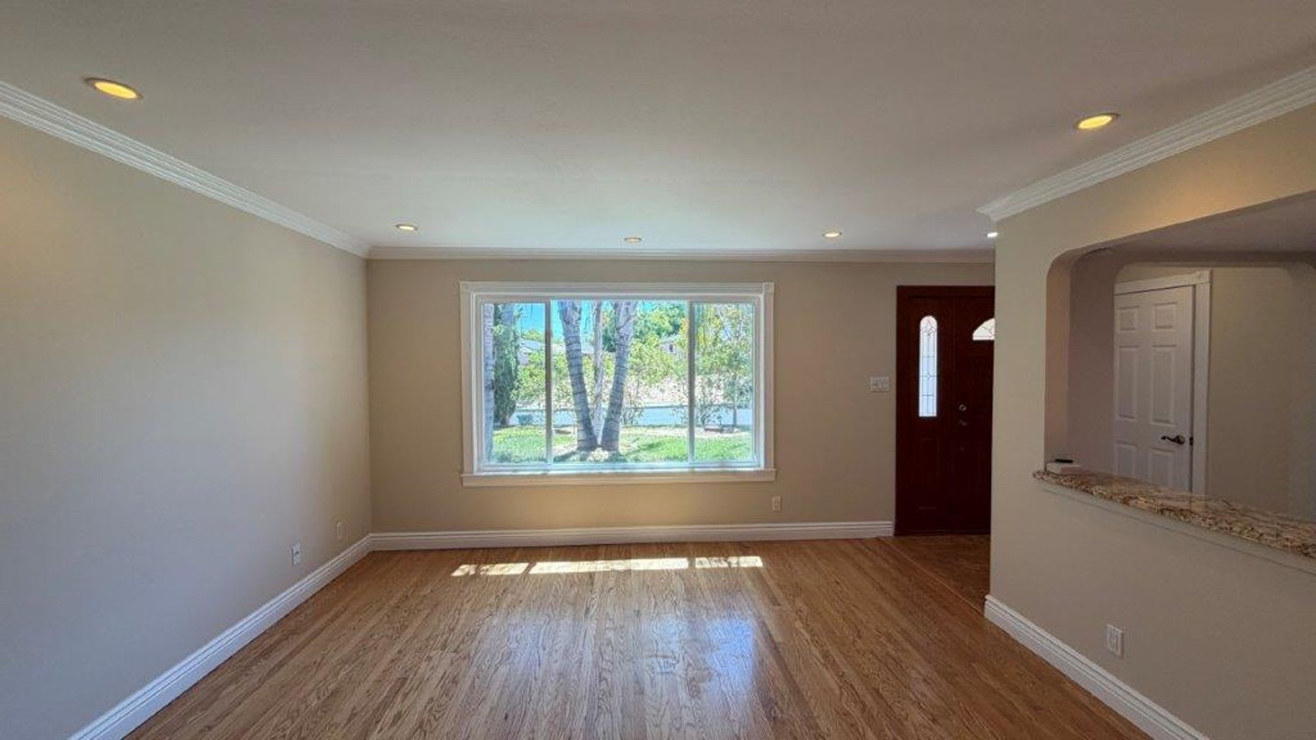 Beautiful Updated 4-Bedroom Martinez Home with Hardwood Floors, Backyard & Gardener Included – photo 2