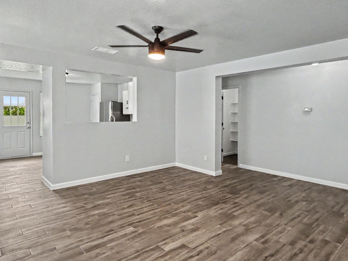 Remodeled Far West Side Home With Spacious Backyard – photo 2