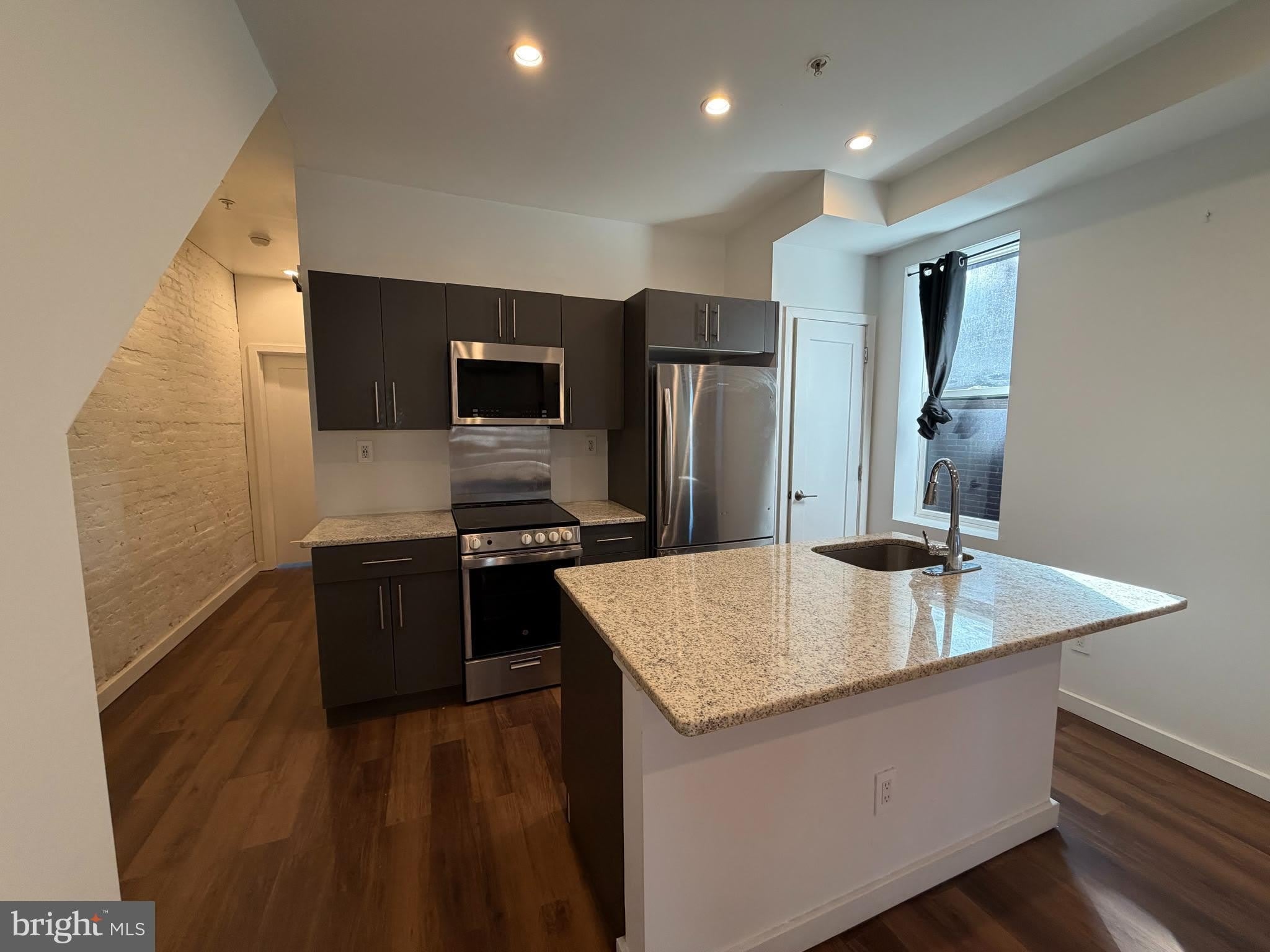 1247 S 53RD Street – photo 4
