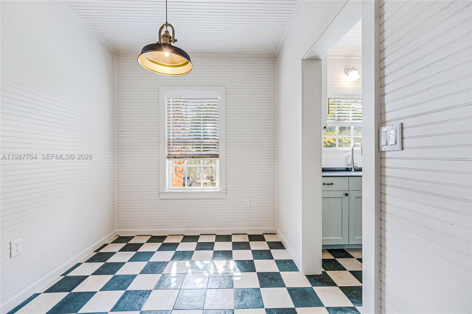 3826 Oak Avenue – photo 5