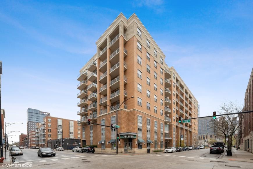 950 West Monroe St. – photo 2