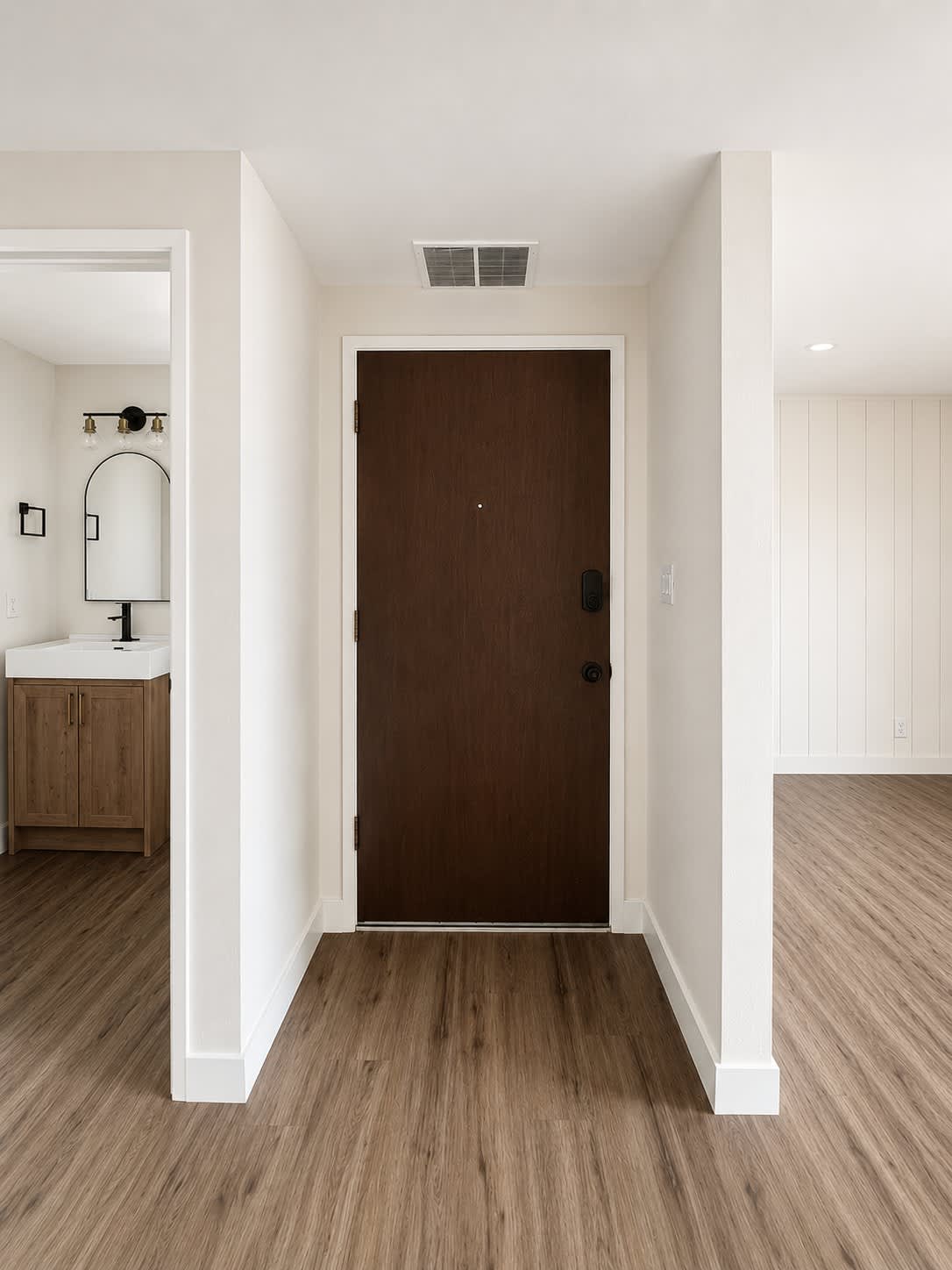 1409 Bel Air Dr – photo 4