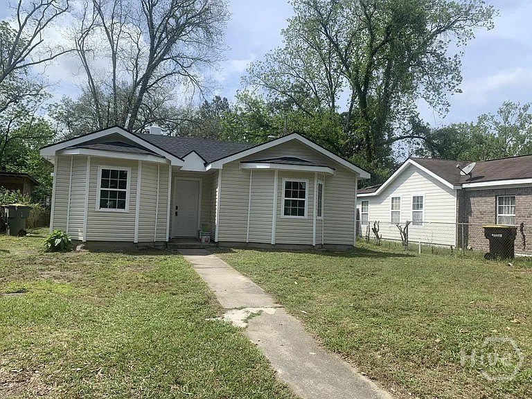 1015 Bowden Street – photo 1