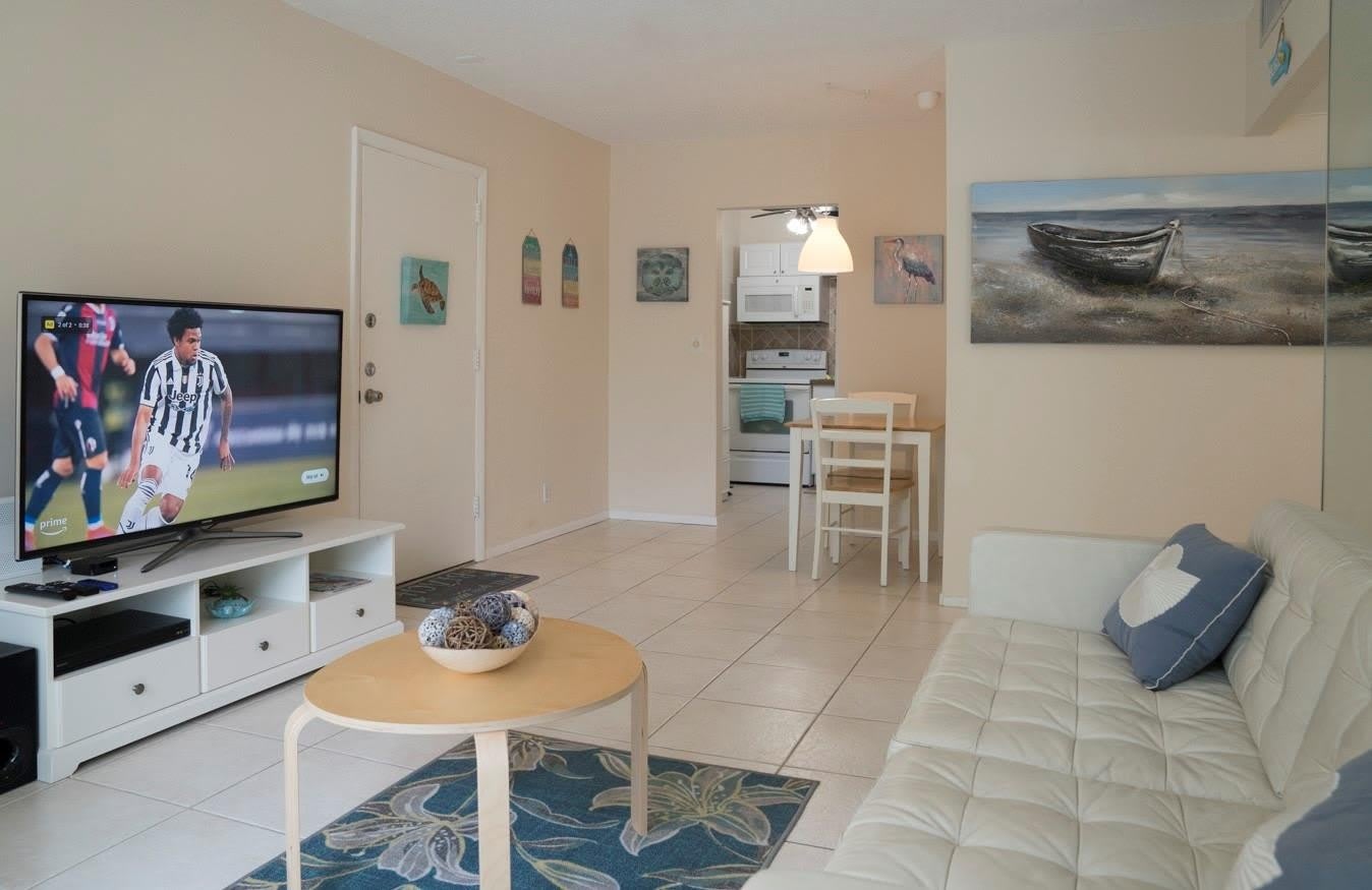 424 N Riverside Drive – photo 4