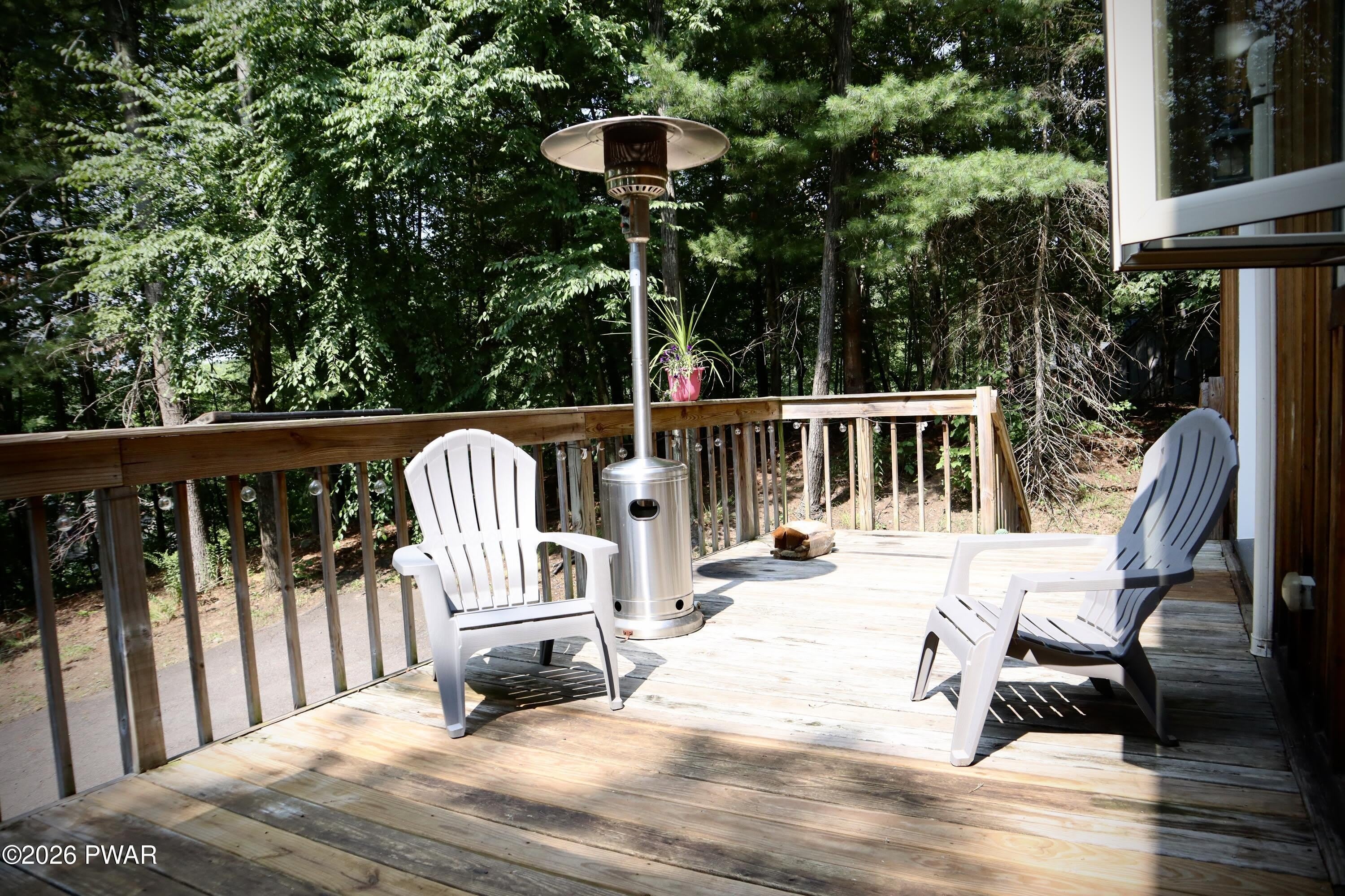 549 Lakeview Drive E – photo 5
