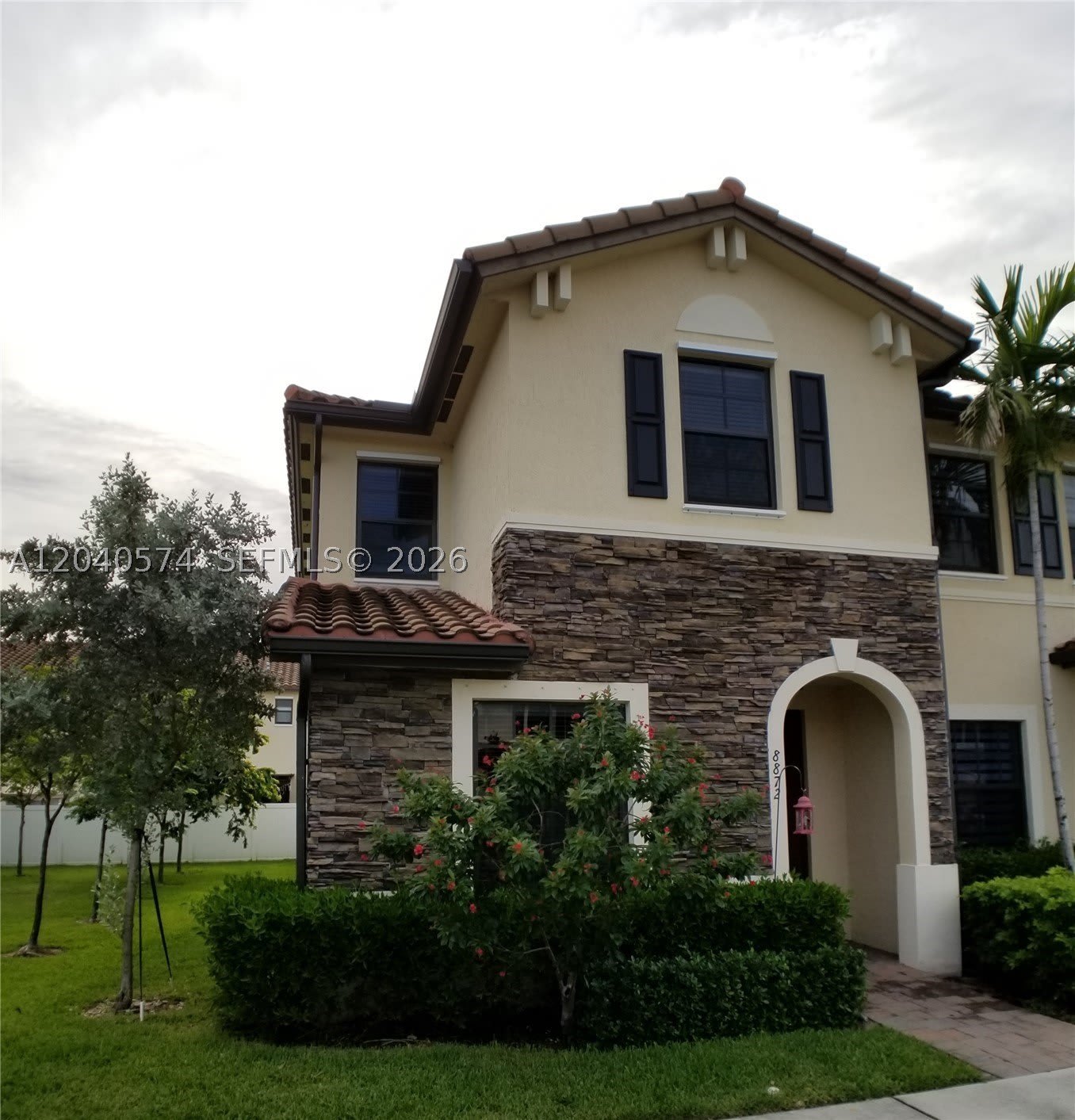 8872 W 35Th Ct – photo 1