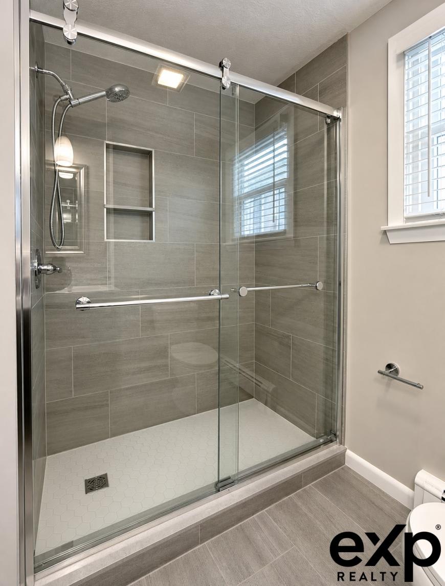 101 Rumney Rd. – photo 5