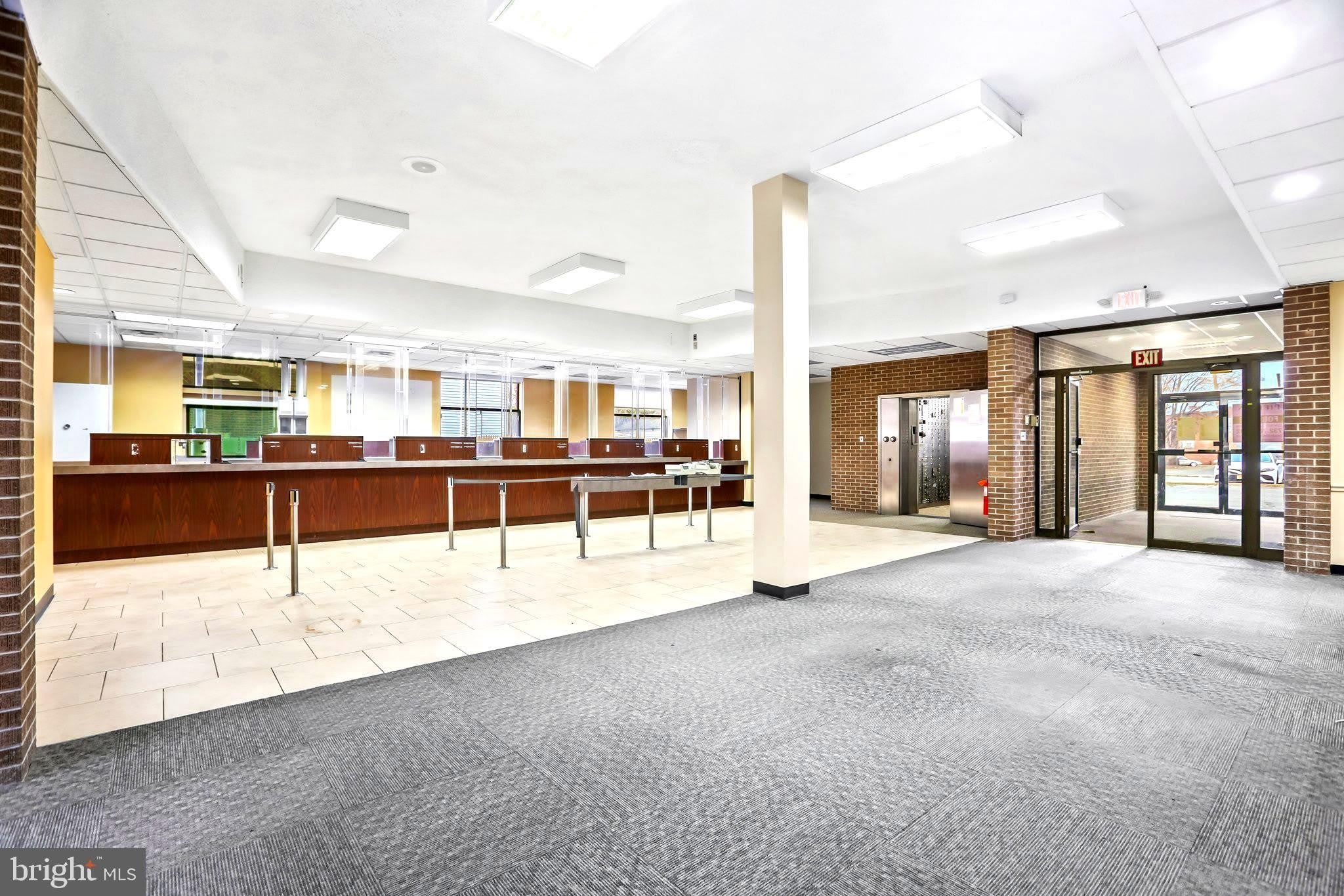 1300 HAMILTON Avenue – photo 5