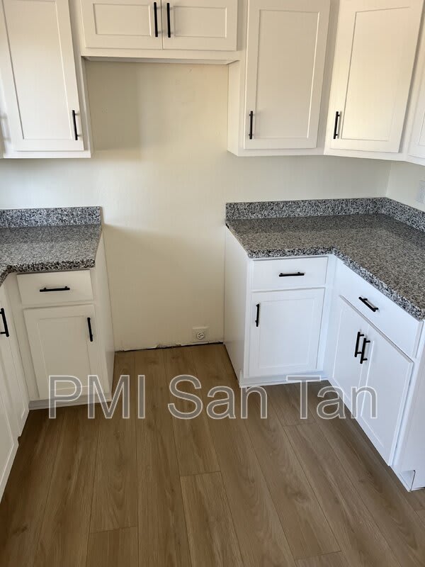 10 West Concorda Drive – photo 2