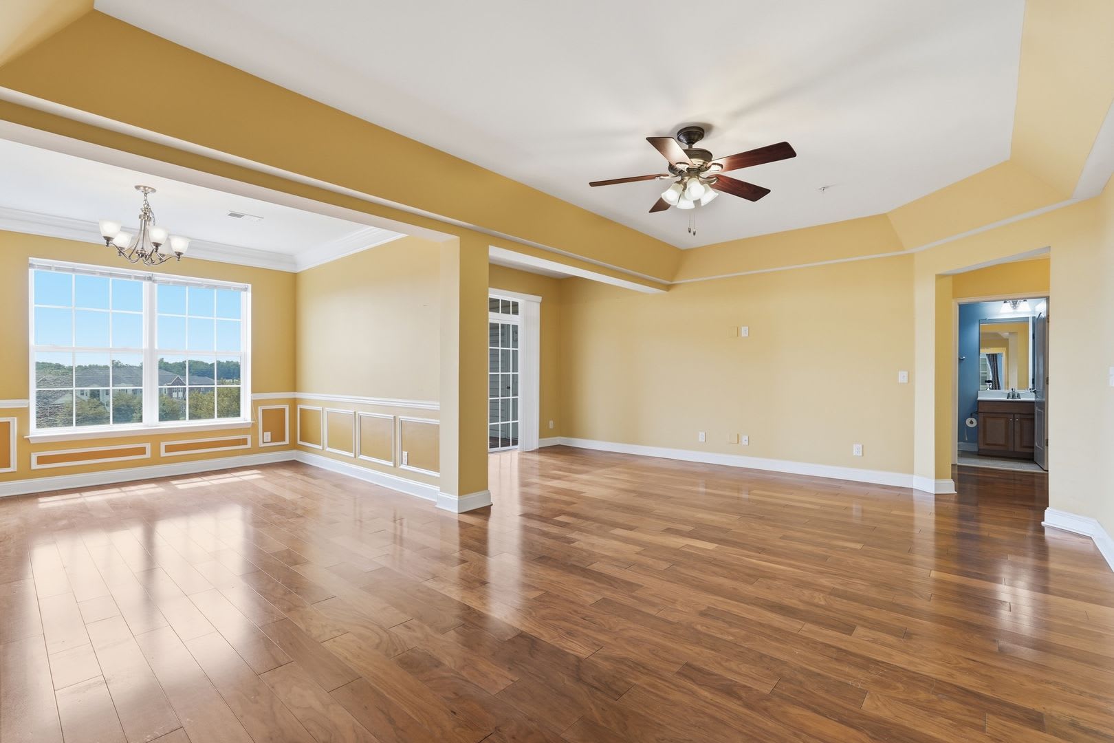 Located In A Desirable 55 Community This Well Maintained Condominium Offers Comfortable Low Maintenance Living In The Heart Of Manassas – photo 5