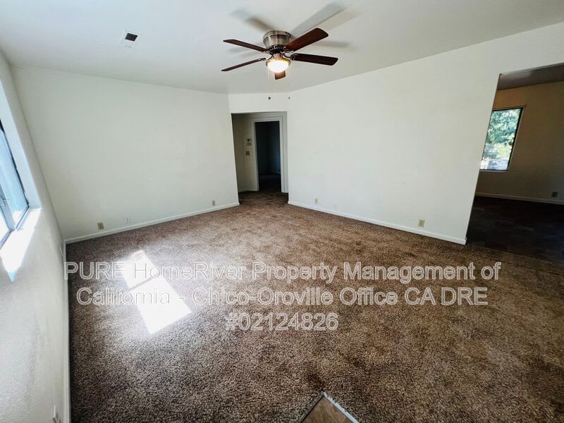 9210 Goodspeed St B – photo 3