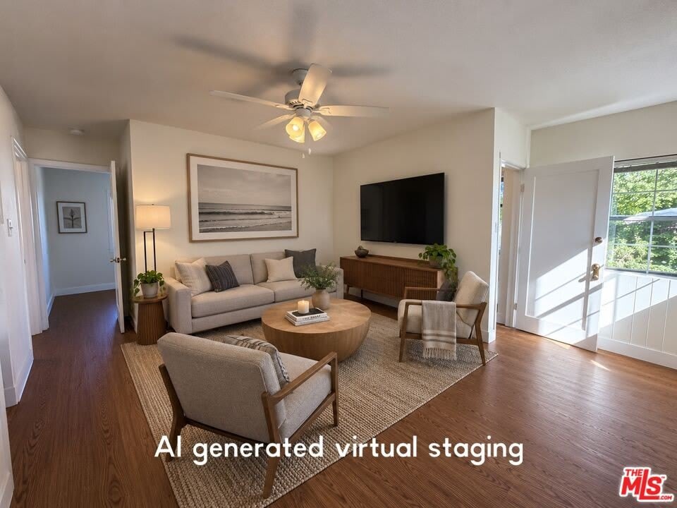 2528 1/2 Military Ave – photo 3