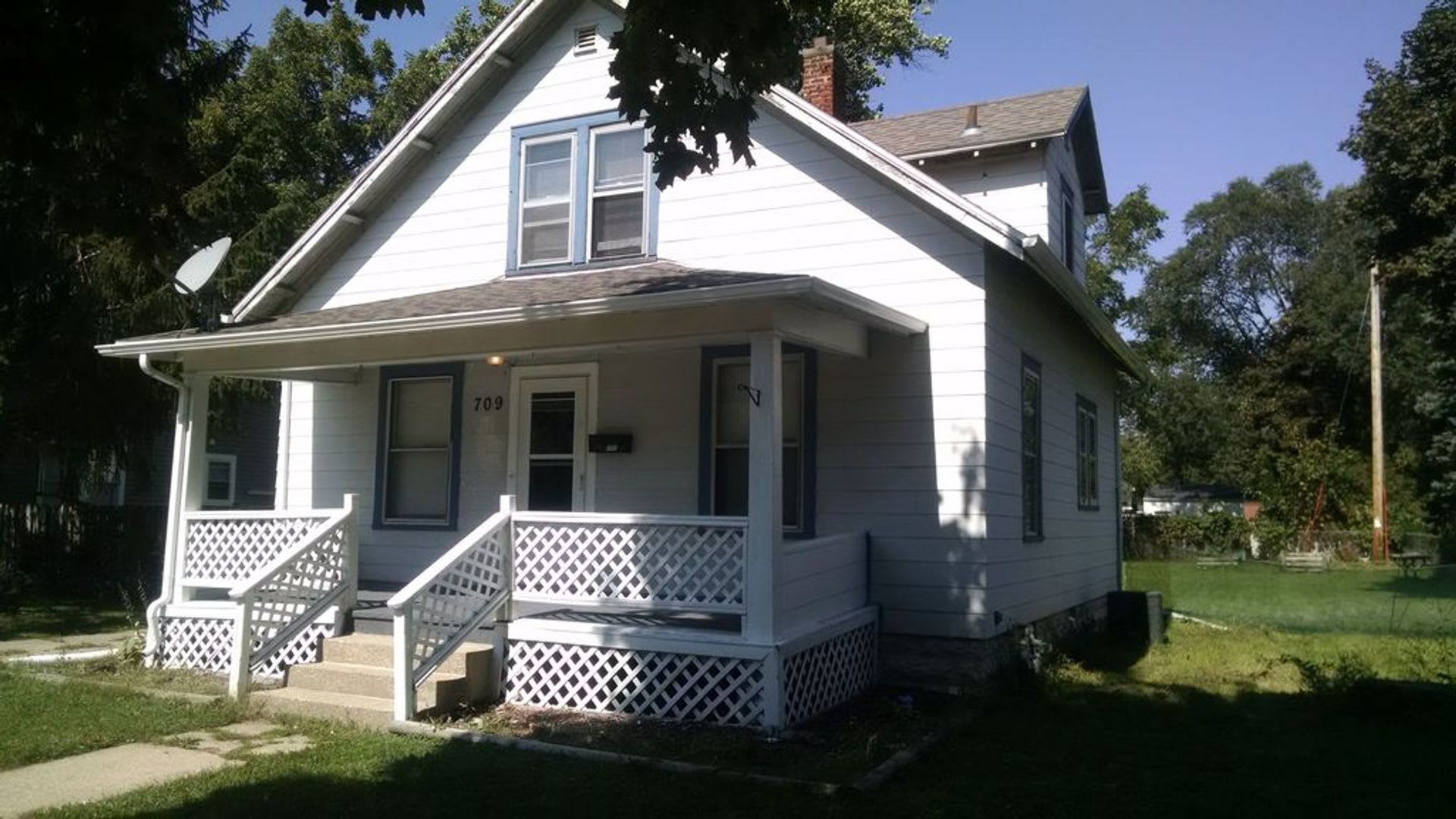 SPACIOUS 3 BEDROOM HOME READY TO WELCOME YOU – photo 1