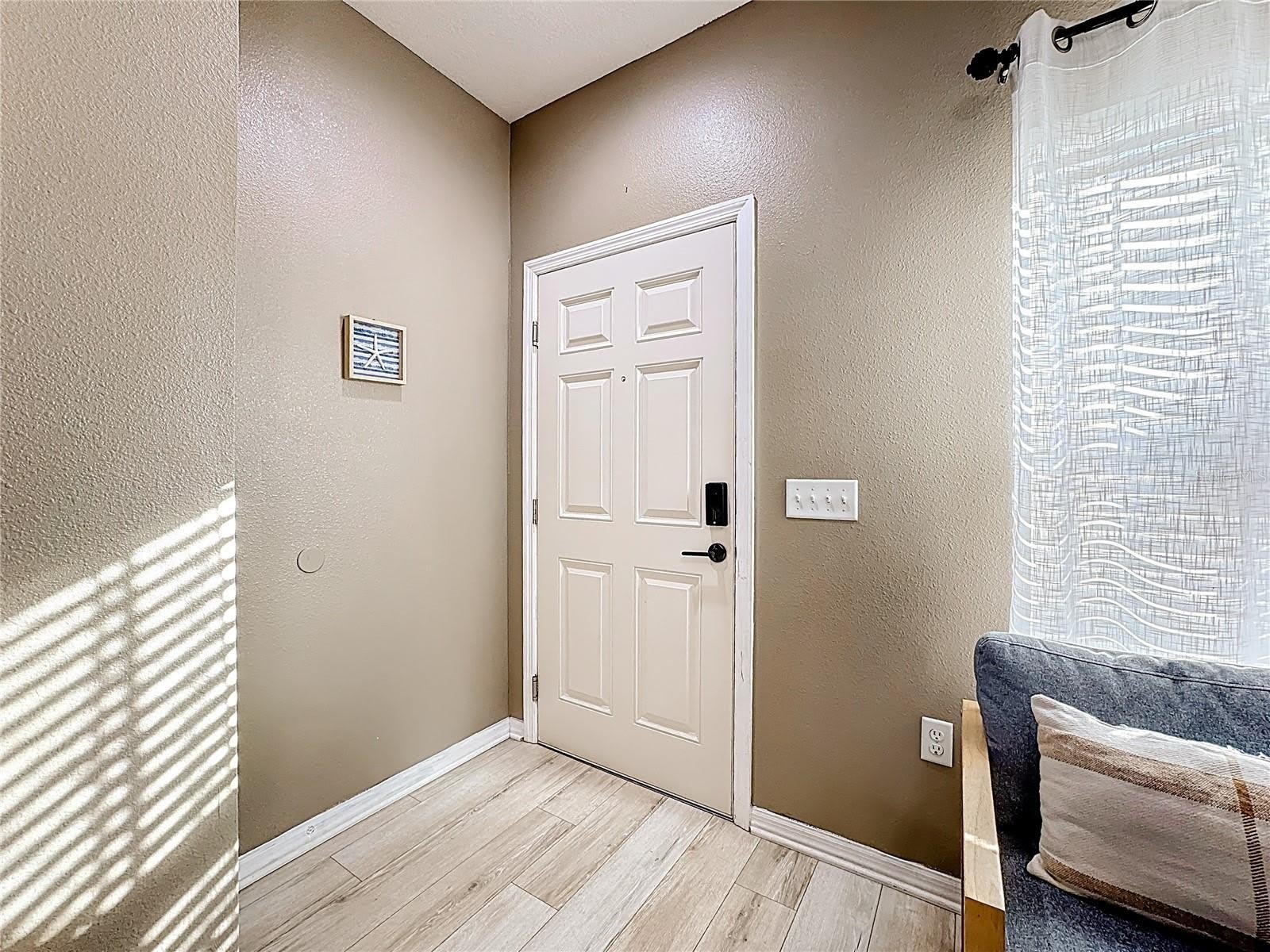 8986 Shine Drive – photo 4