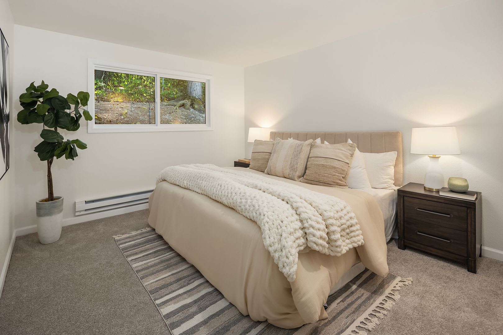 2Bd/1Ba Redmond Condo – photo 2