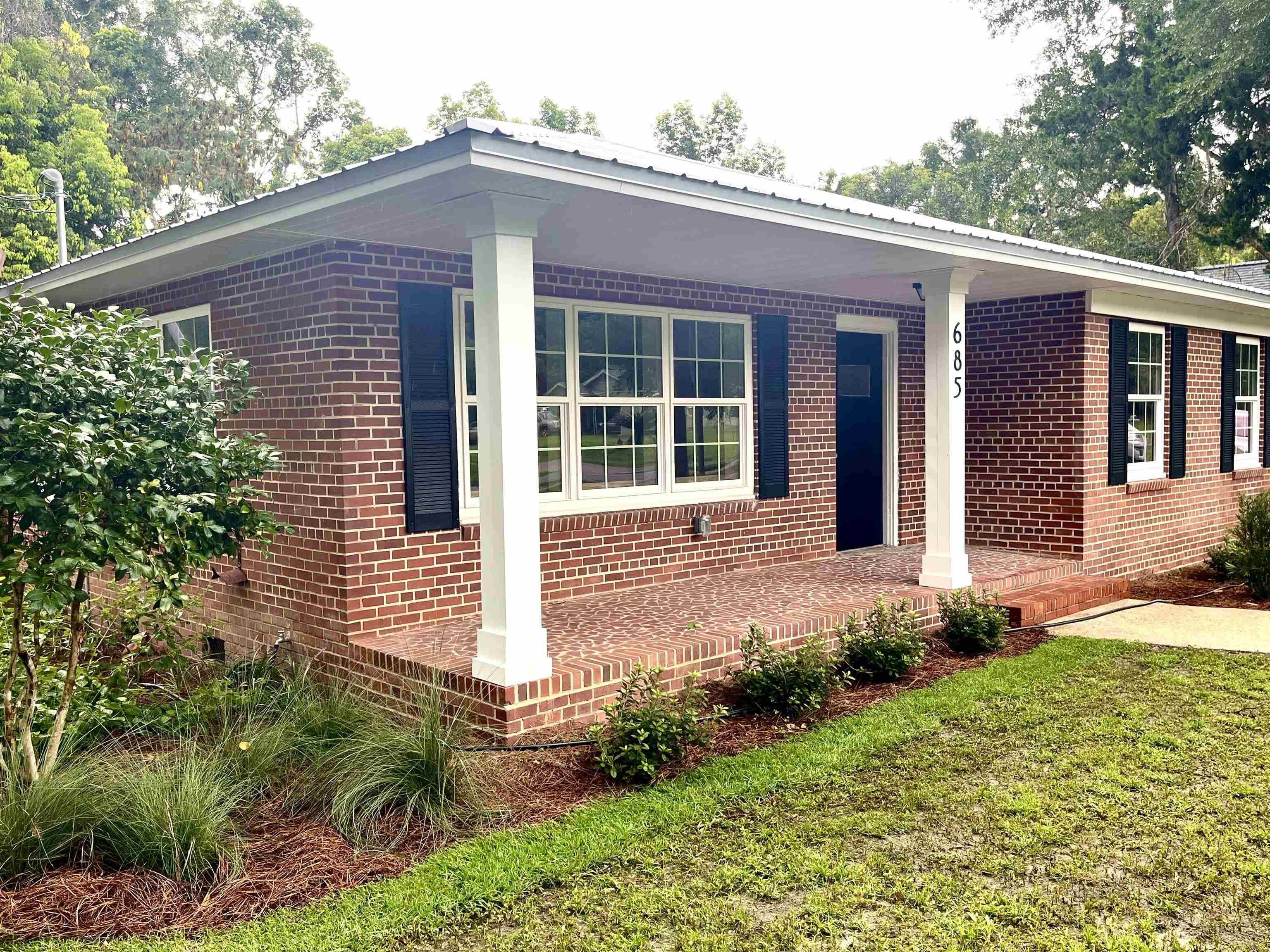 685 S Waukeenah Street – photo 1