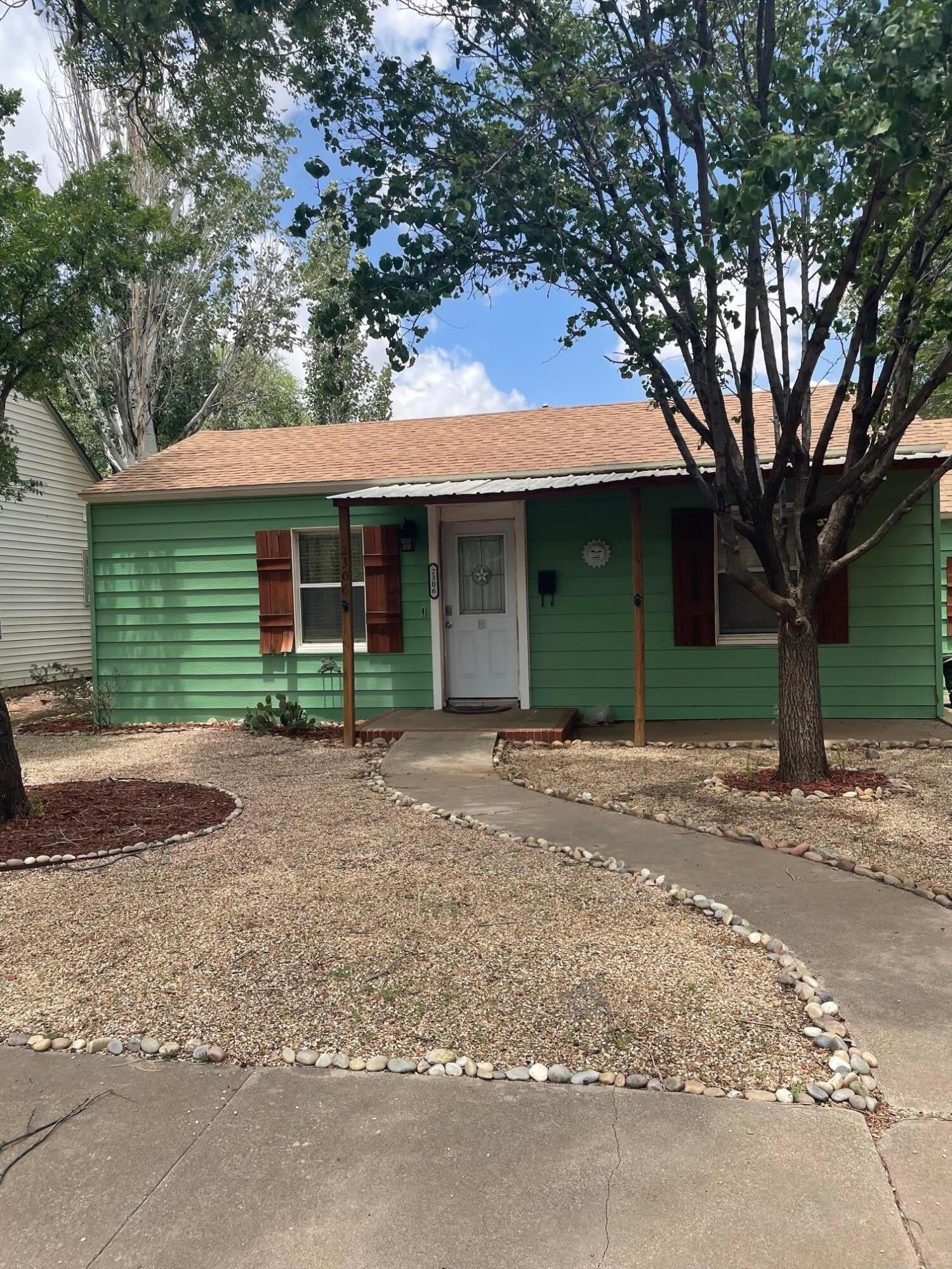 2306 28th Street – photo 1
