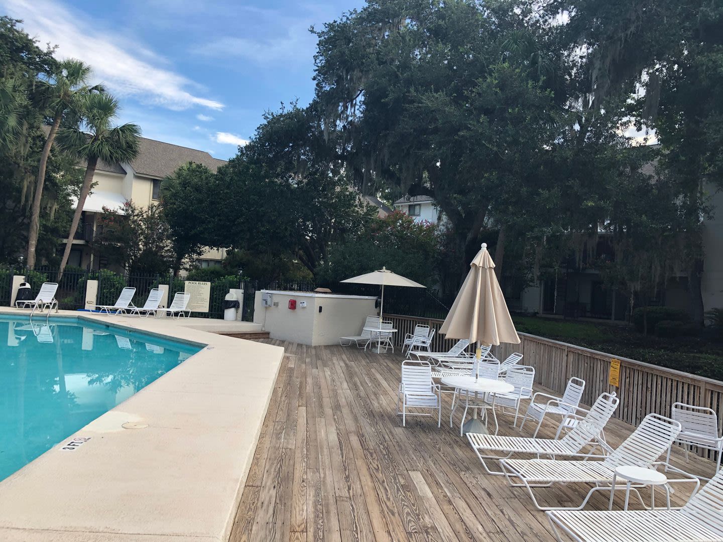 2Br Villa Near Coligny Plaza 500 Off First Month Available Sept 1 – photo 5
