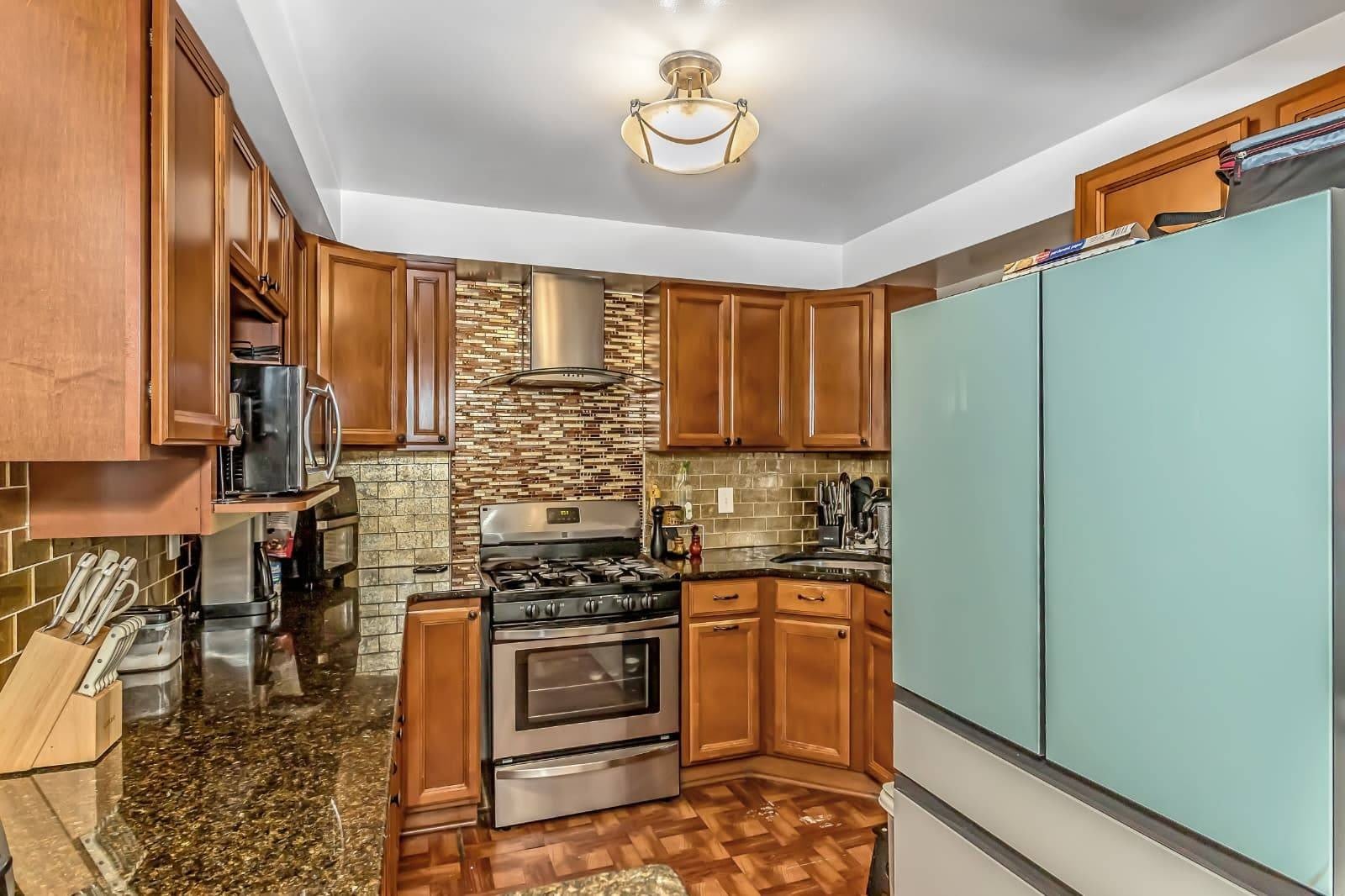 90 Charles St – photo 4