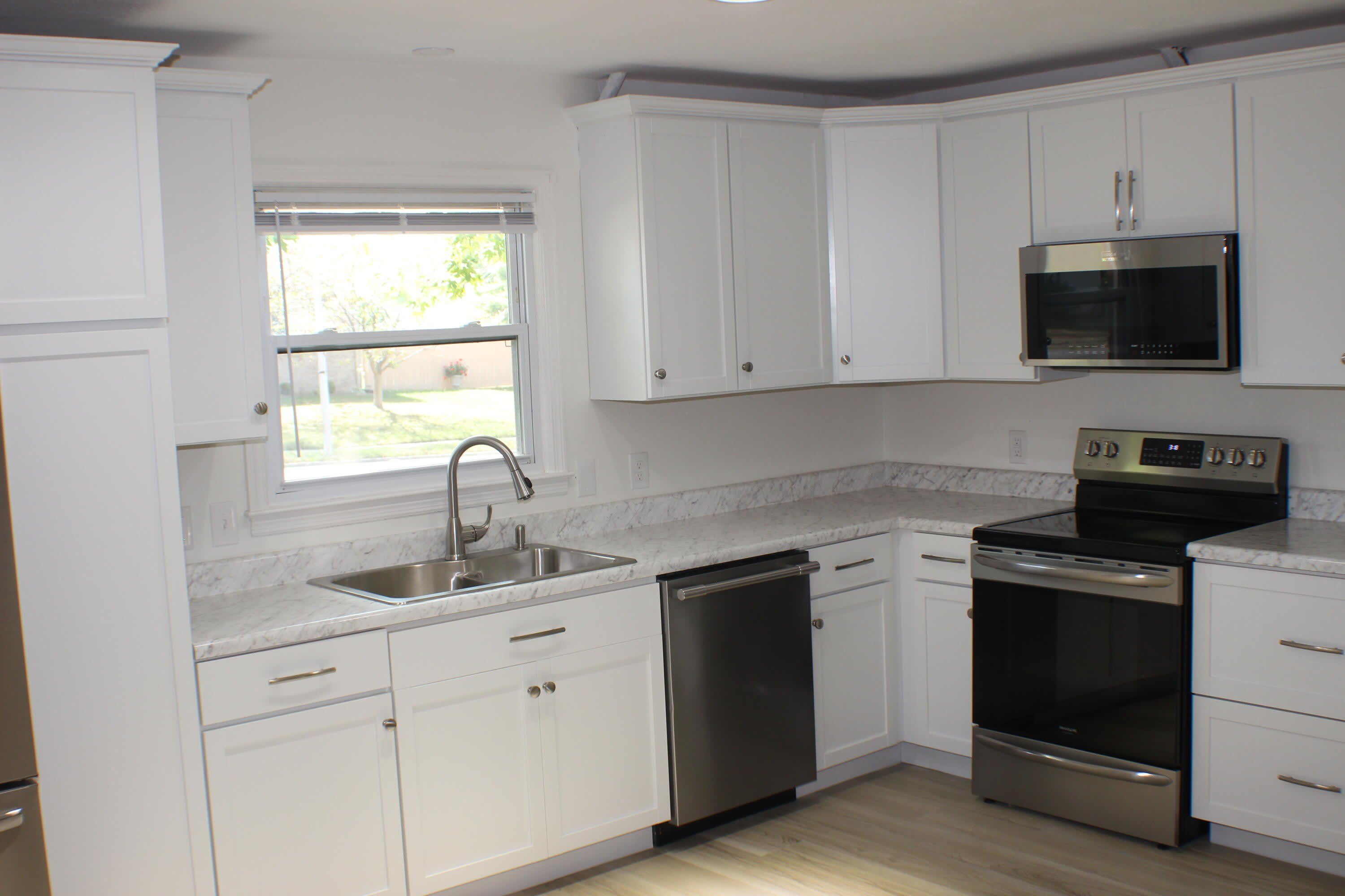3193 Carriage Lane – photo 4