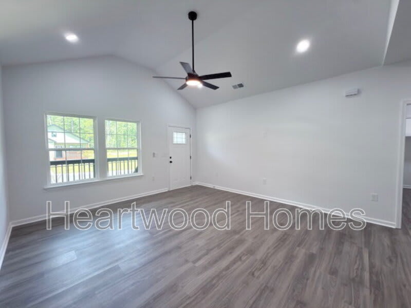 212 Lincolnshire Boulevard – photo 3