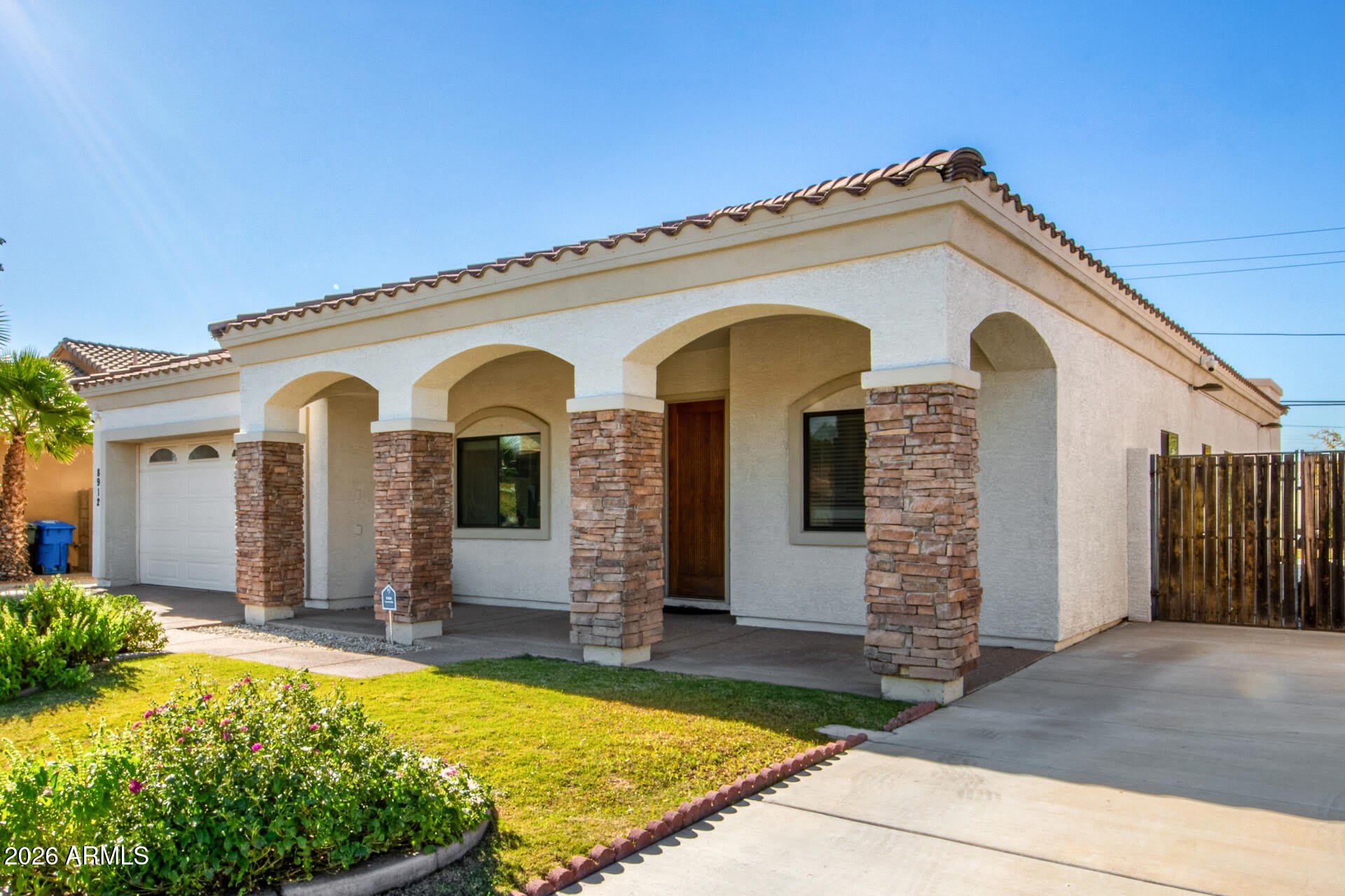8912 N 15TH Lane – photo 2