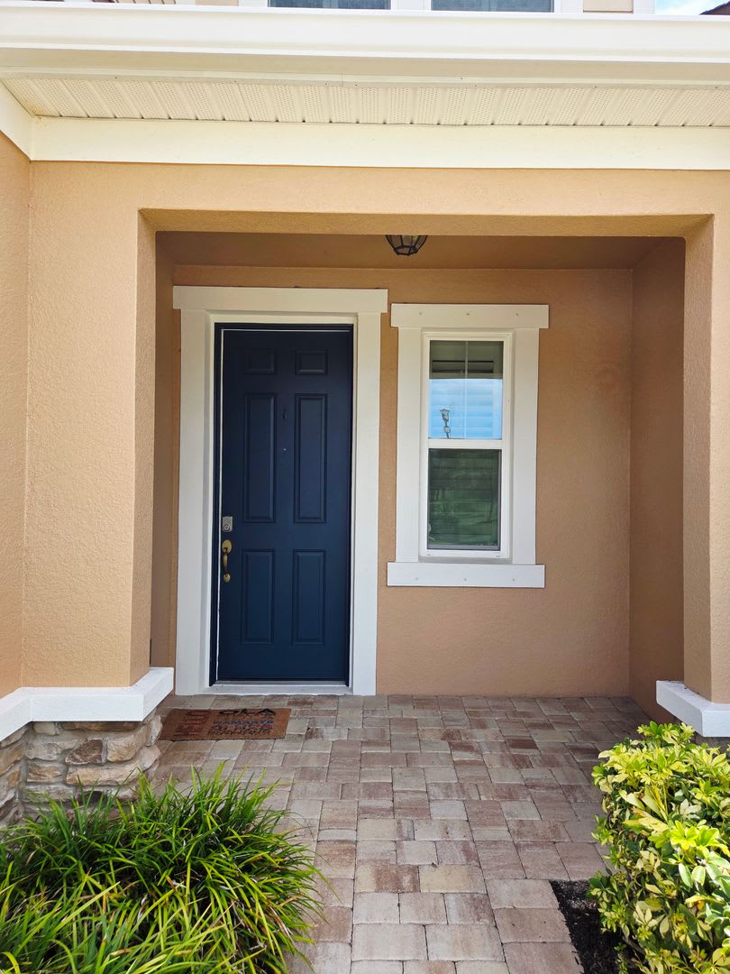 Furnished Sarasota Oasis · Water Views · Move-In Ready. Ask About Our $1,597 Move-In Credit! – photo 2