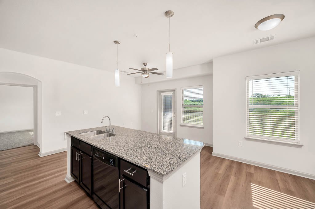 8620 Ne 20Th St – photo 5