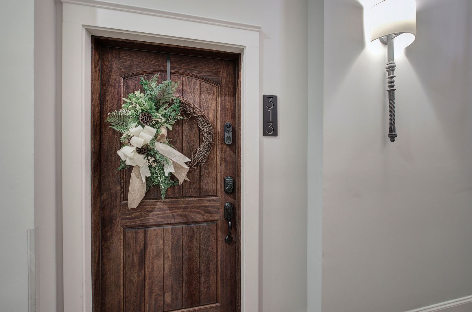 Beautifully Furnished 2/2 Apartment on Broad St- $2,875 – photo 4