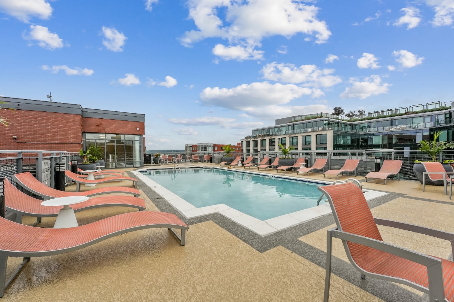 Seventy1Hundred Capitol Yards – photo 1