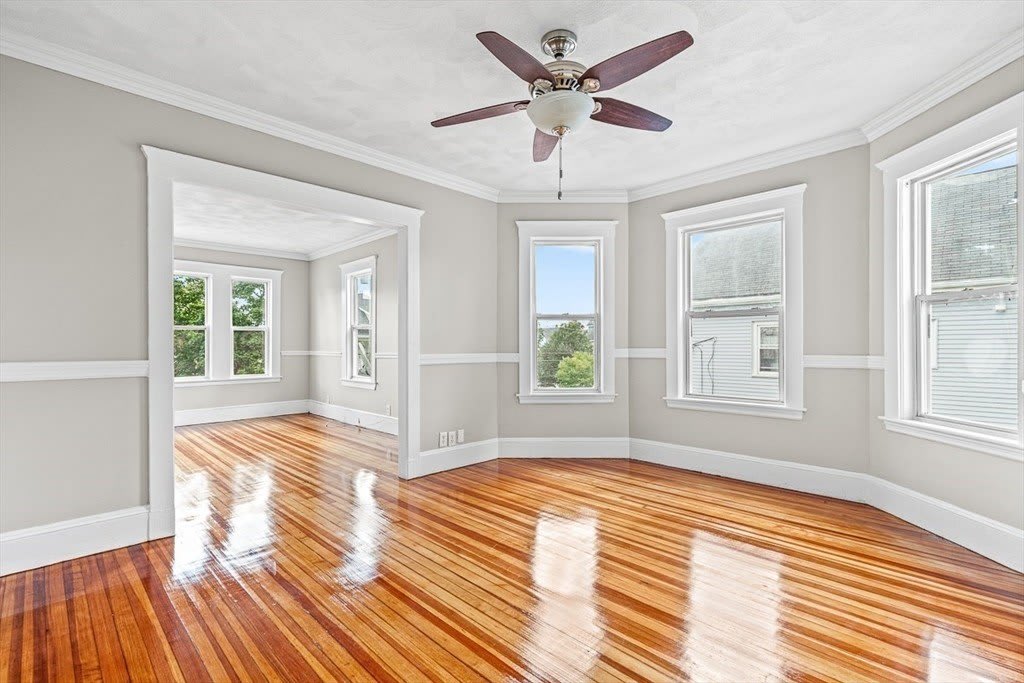 122 Grant Avenue – photo 3