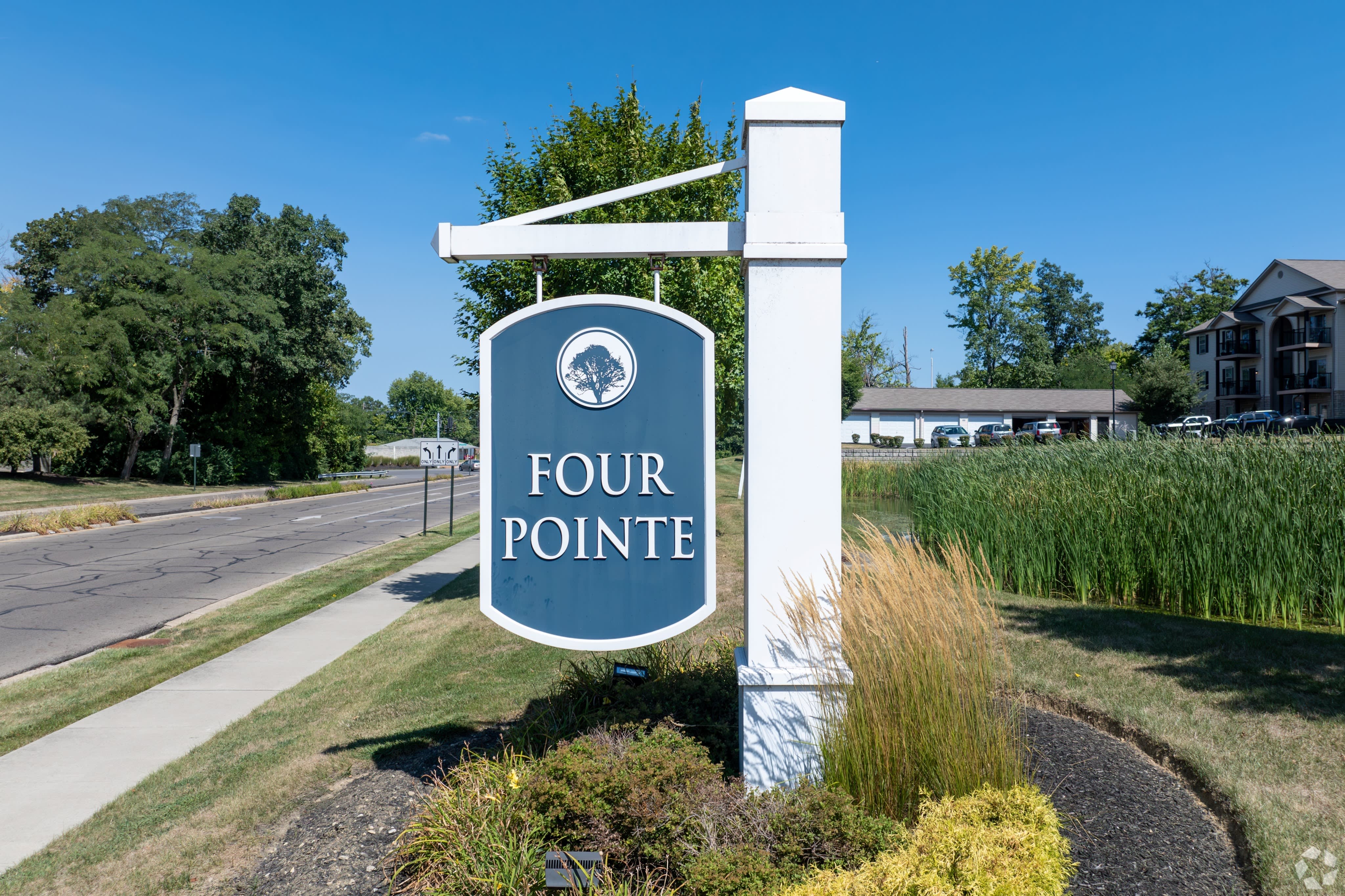 Four Pointe – photo 3