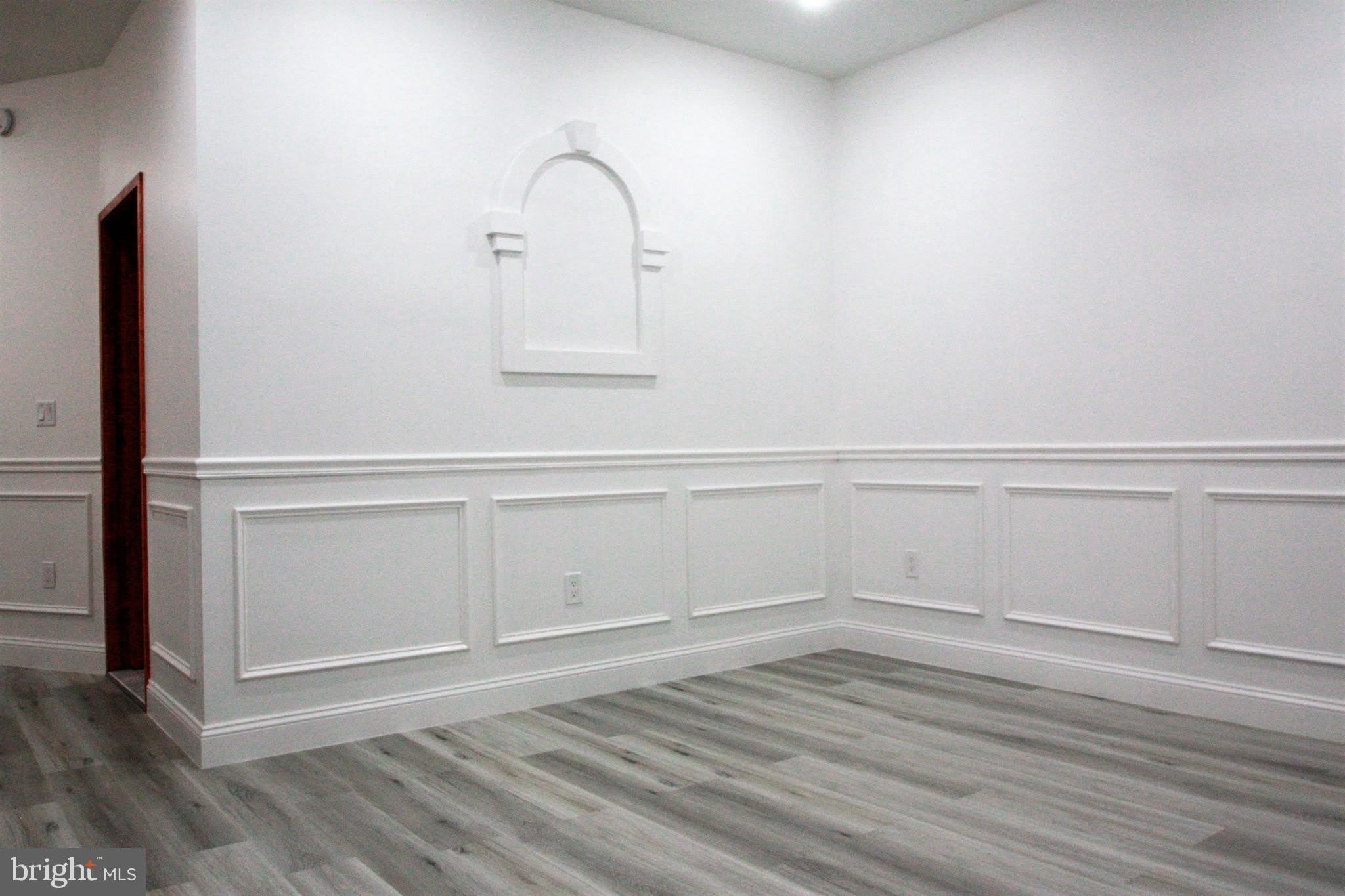 1233 S BROAD Street – photo 5