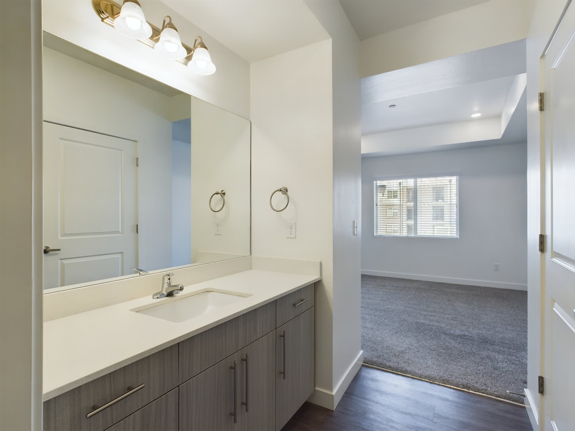 Aubrey Apartments – photo 4