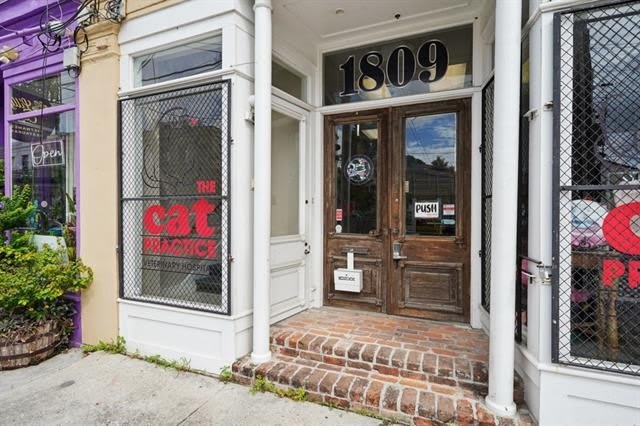 1809 MAGAZINE Street – photo 2