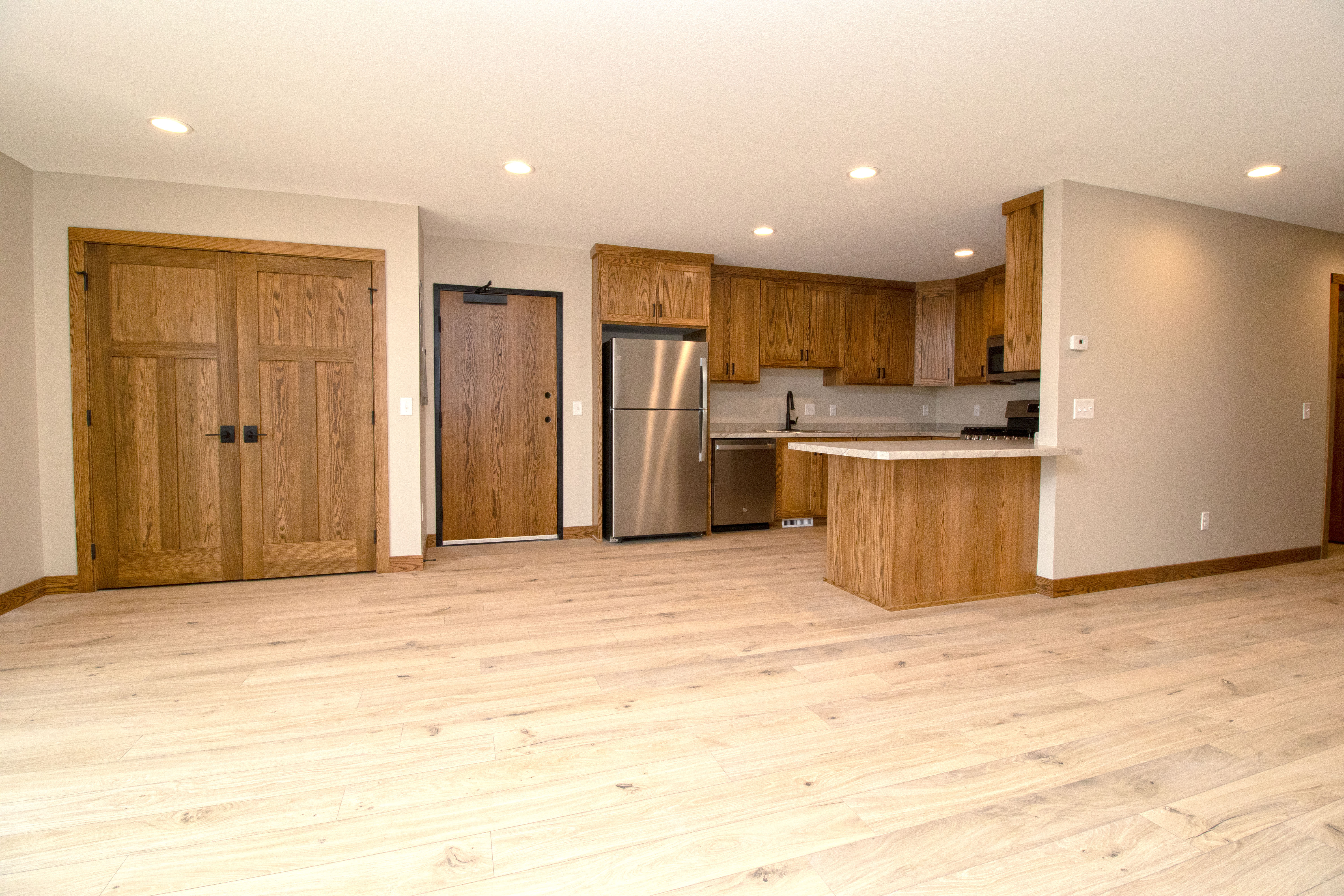 610 Martin Ave – photo 3