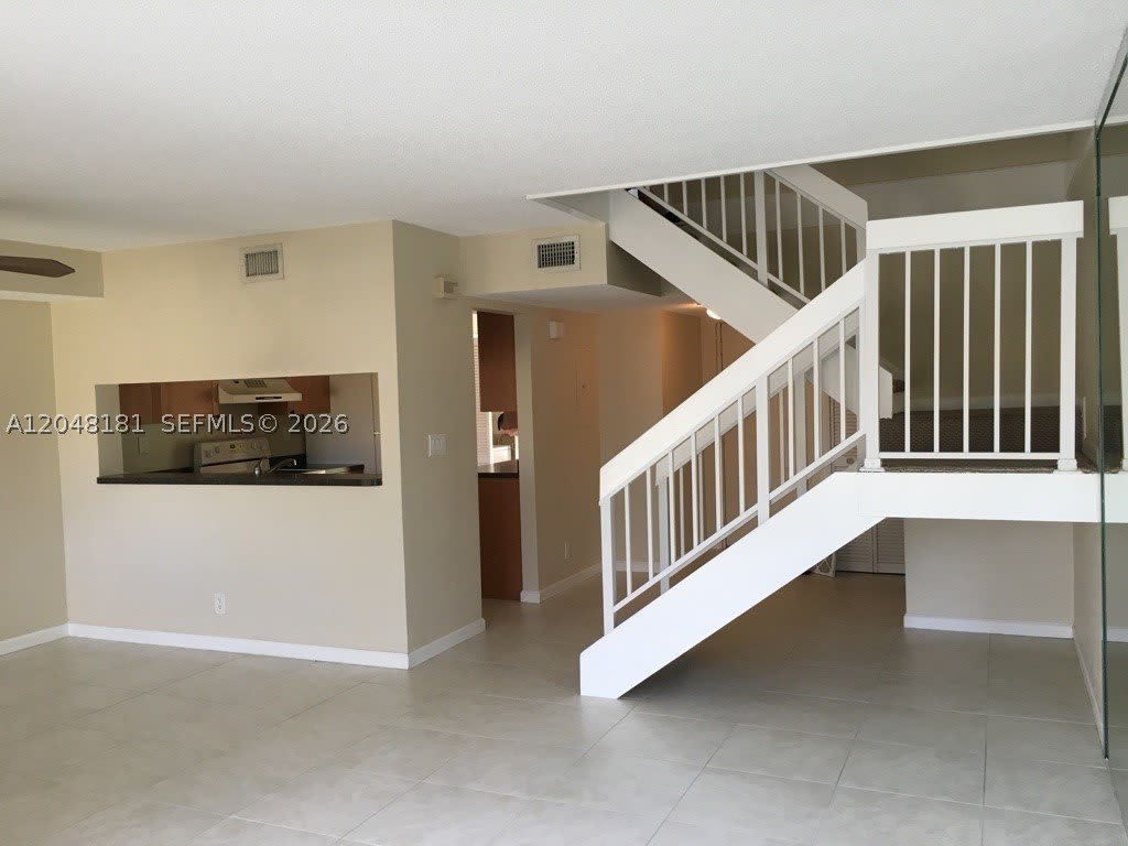 7885 NW 7th Ct – photo 4