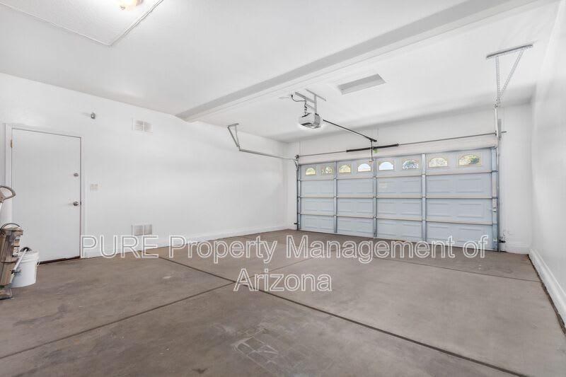 322 S 116th Ave – photo 4