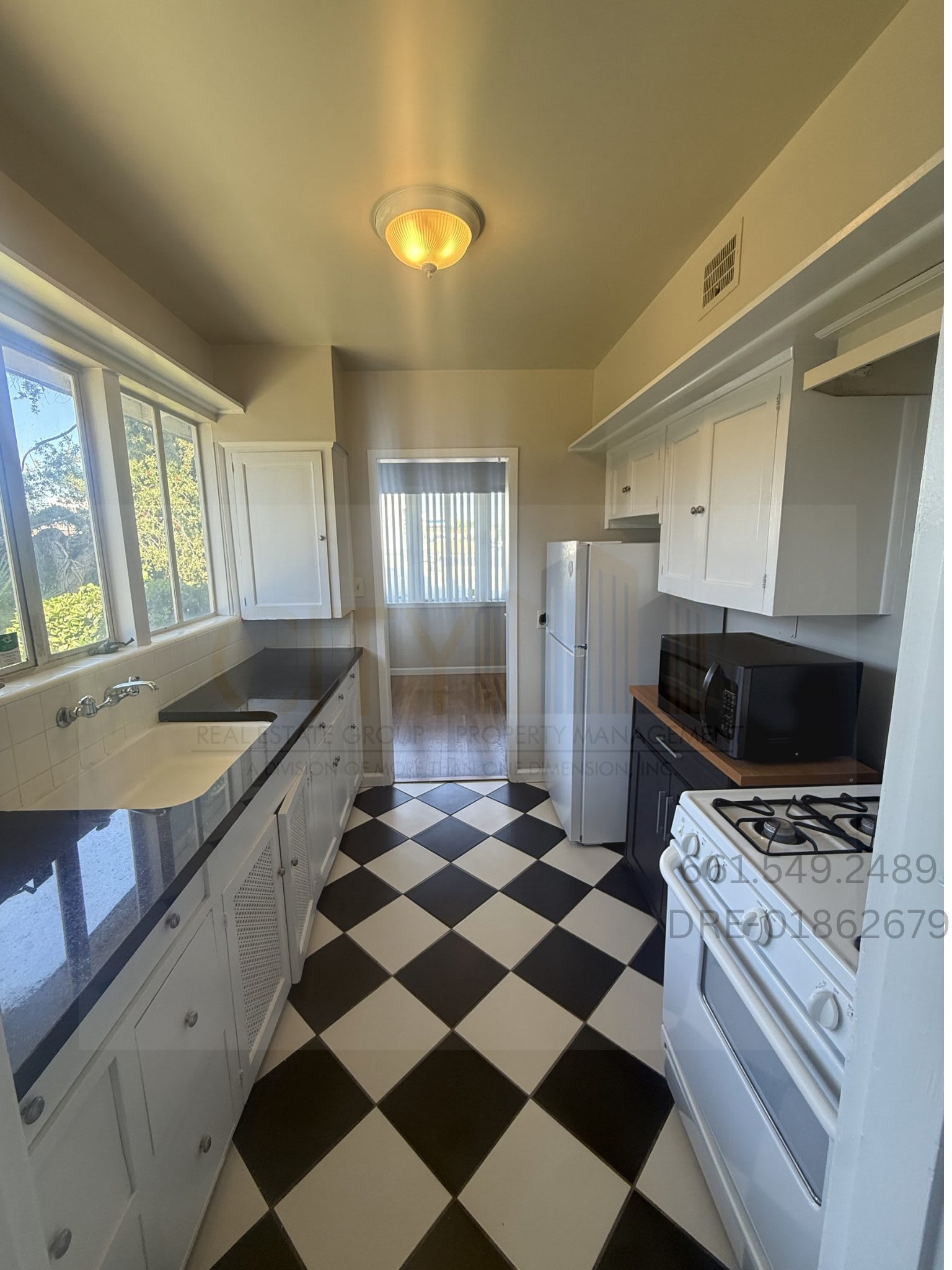 2315 E Street – photo 5