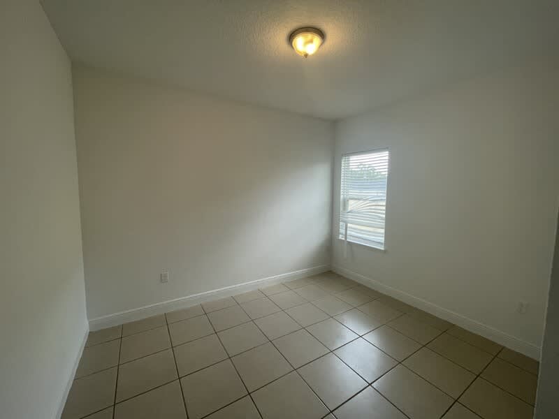 414 Columbia Ct – photo 5