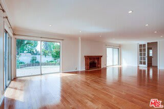 7230 West 90th Street – photo 4