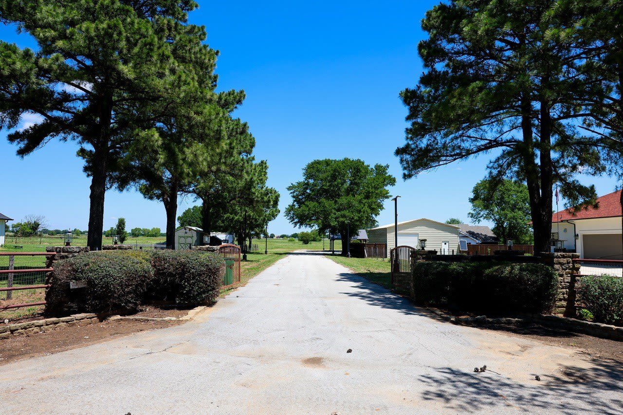 10575 Friendship Road – photo 2