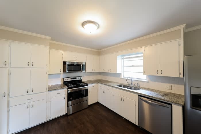 704 Alice Street – photo 4