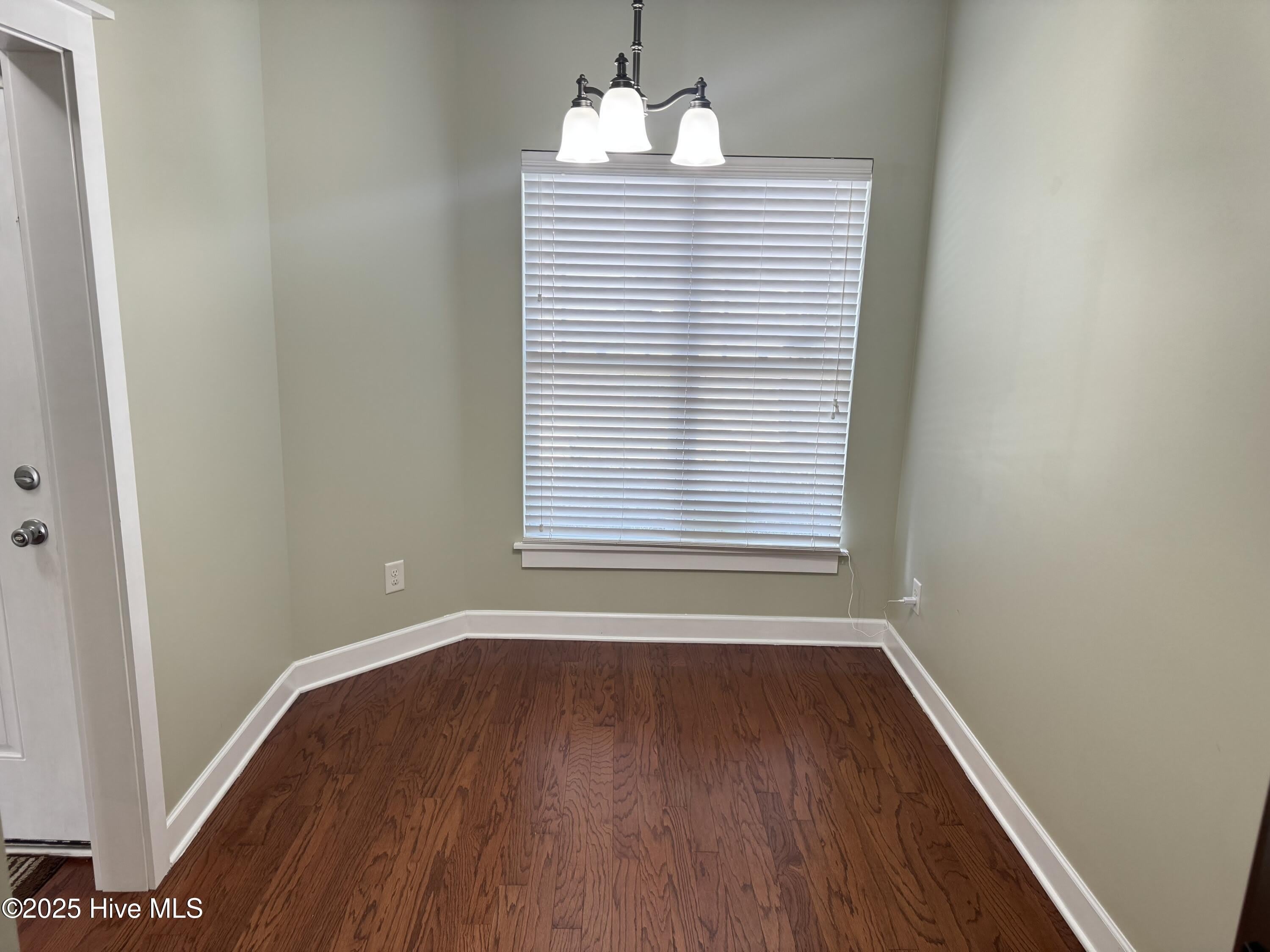 1801 Fox Den Way – photo 5