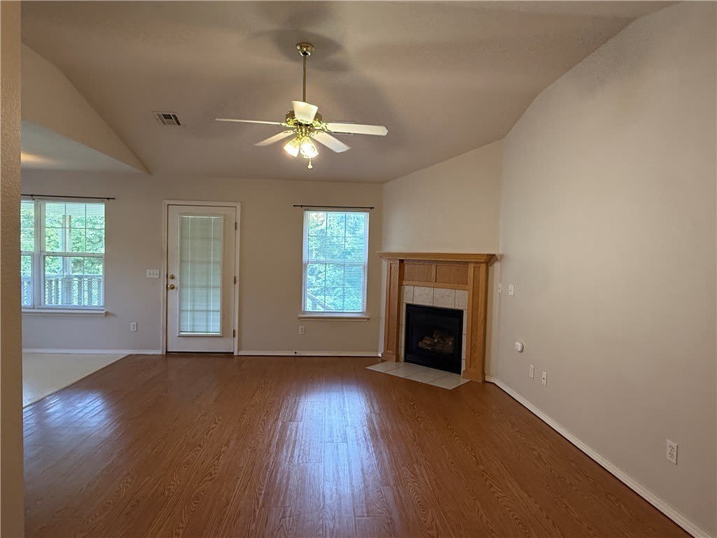 15 Pennine Lane – photo 4