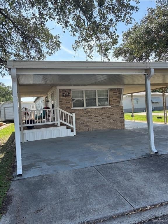 189 Lago Vista Street – photo 2